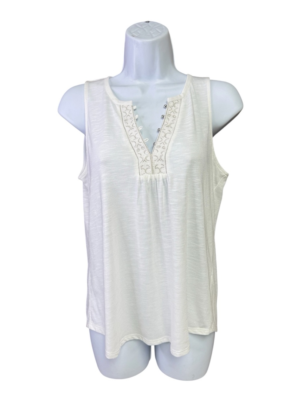 White House Black Market Ivory Embroidered V-Neck Tank size small